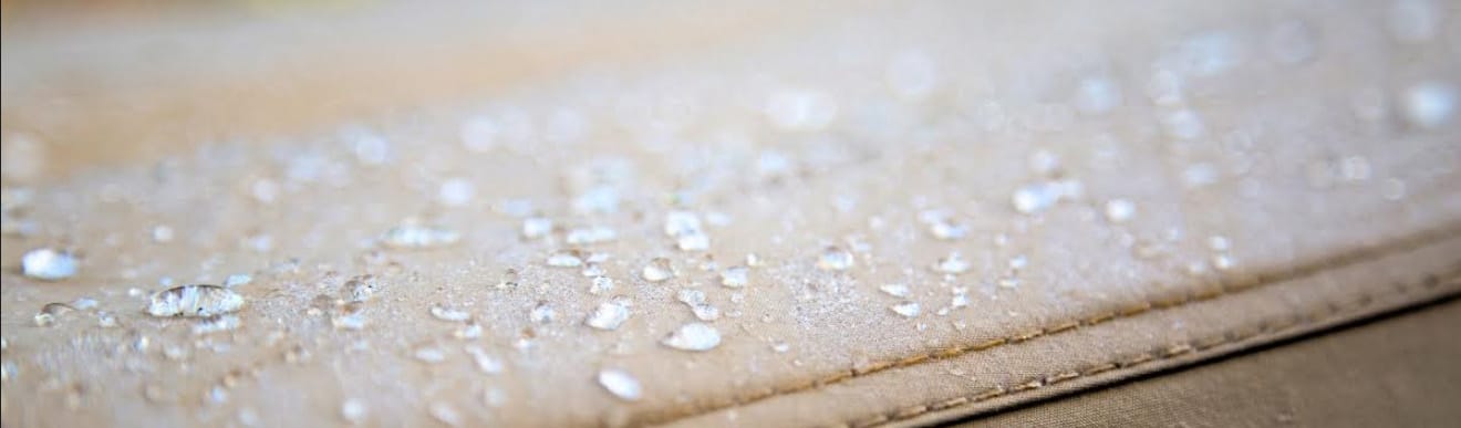 Tent material with water dropplets
